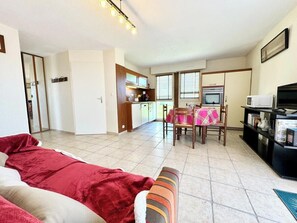 Interior - Joli appartement cosy – Terrasse face à la mer (Ploemeur)