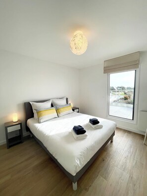 2 habitaciones, tabla de planchar con plancha y wifi 