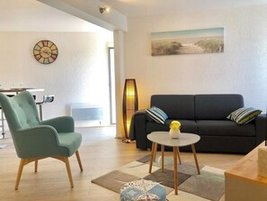 TV - Jolie maisonnette cosy Bord de mer Terrasse (Guidel)