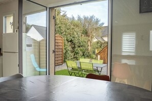 Dining - Charmante maisonnette – Terrasse - Proche plages (Guidel)