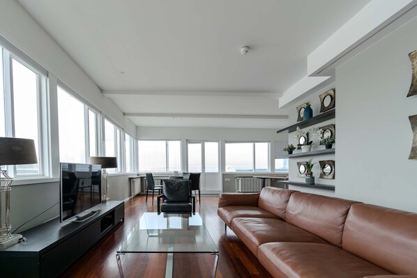 TV, offices
