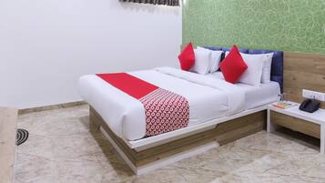 Honeymoon Room | 1 bedroom, laptop workspace, free WiFi, bed sheets