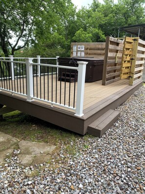 Property grounds - Hot Tub / Top 1% /  Kayaks /  950 Mbp /  Pets /  PickleB (Hot Springs)