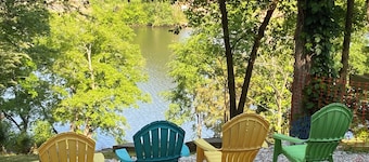 Hot Tub / Top 1% / Kayaks / 950 Mbp / Pets / PickleB