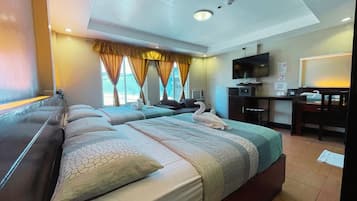 Family Room | 1 bedroom, soundproofing, free WiFi, bed sheets