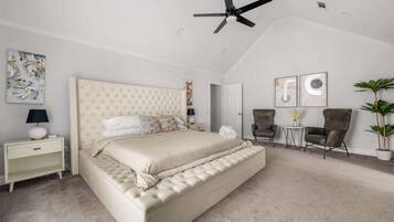 4 chambres, fer et planche à repasser, lit de bébé portatif, Wi-Fi