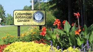 Schild für den Columbus Botanischen Garten, Weems Road 3603.