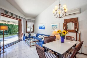 Interior - Sani Villa Citrine With Shared Pool (Sani, Kassandra, Greece)