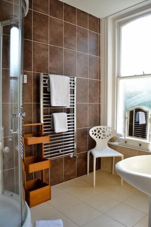 Towels - Washington house hotel (Bournemouth)
