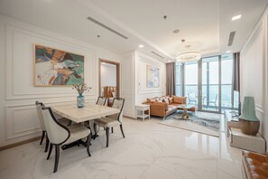 Living area - Isabelle Luxury inside Landmark 81 Tower (Ho Chi Minh City)