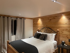 2 chambres, fer et planche Ă repasser, Wi-Fi gratuit, draps fournis
