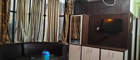 トリプルルーム | WiFi (無料)