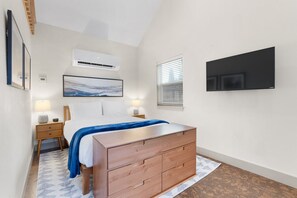 1 dormitori, planxa i posts de planxar, wifi gratuïta i roba de llit 