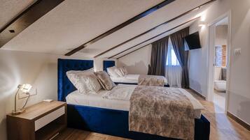 8 camere, ferro/asse da stiro, Wi-Fi gratuito, lenzuola