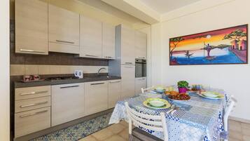 Apartemen | Dapur pribadi | Mesin pencuci piring dan ketel listrik