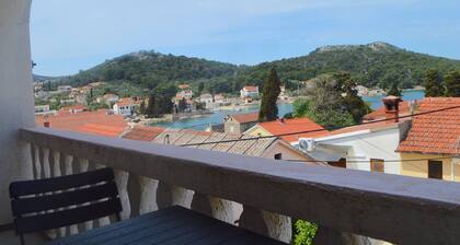 Charming Apartment Venilia Green