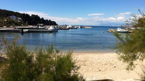 Room in Apartment - Charming Apartment Venilia Blue, Sleeps 4