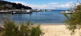 Room in Apartment - Charming Apartment Venilia Blue, Sleeps 4