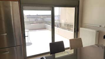 Apartment, Smoking | 3 bedrooms