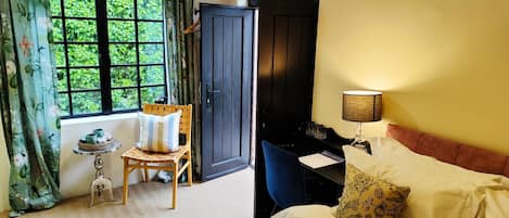 Quarto casal standard, acessível, suíte | 1 quarto, Wi-Fi de cortesia