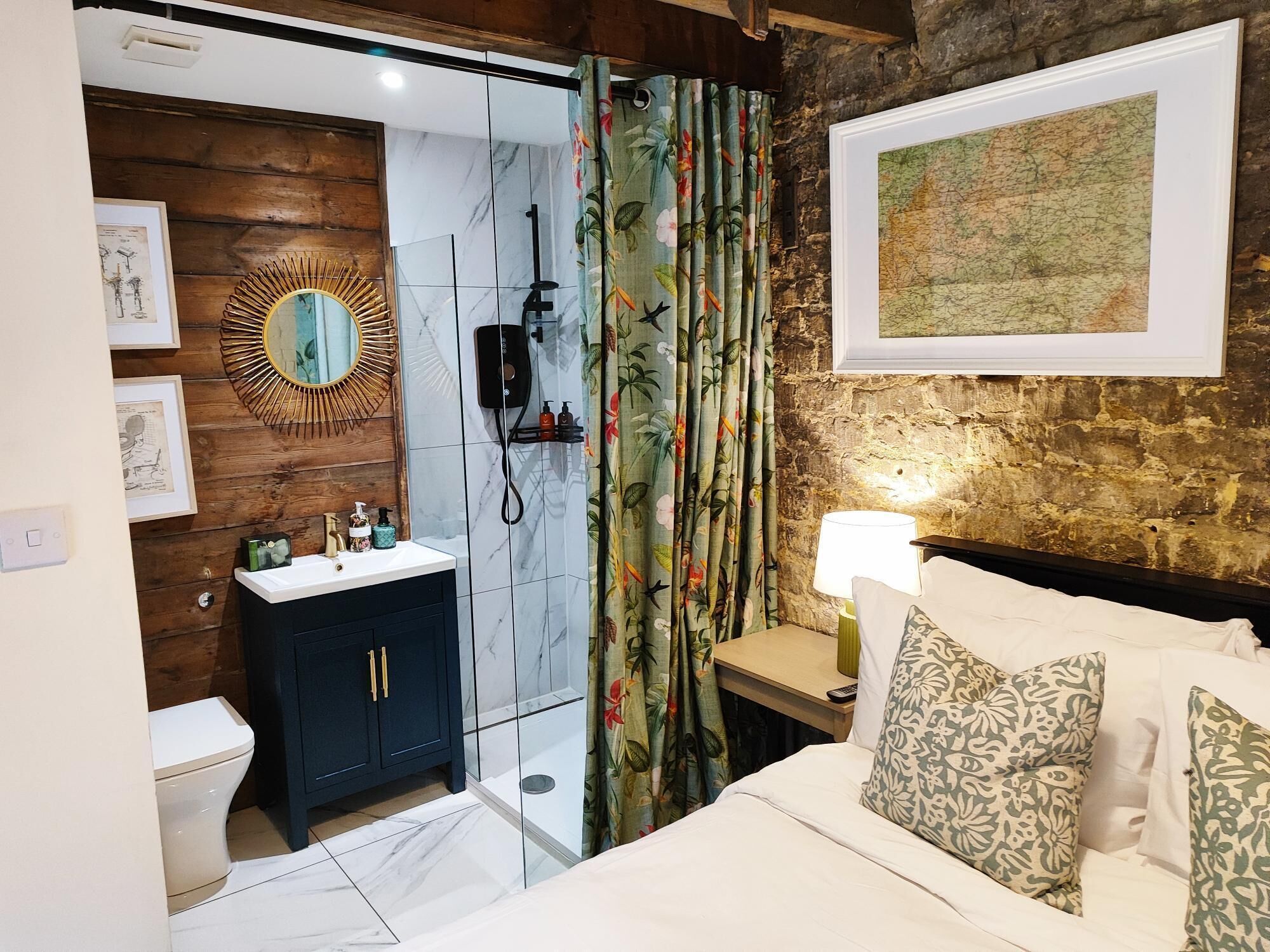 Standard Double Room, Accessible, Ensuite | WiFi (free)