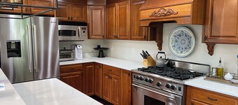 Luxury Northside home - just off Broadway