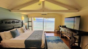 2 bedrooms, iron/ironing board, Internet, bed sheets - Beautiful Oceanfront Condo with Stunning Views in the Heart of Maui! (Wailuku)