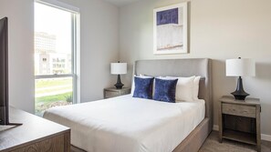 2 Schlafzimmer, Schreibtisch, Bügeleisen/Bügelbrett, WLAN
