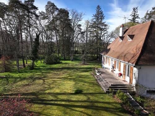 Maison et Parc Arboré à Louer Dans la Sologne des Rivières
