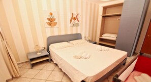 2 bedrooms, free WiFi, bed sheets - Blue Sea 4 - First Floor (Ugento)