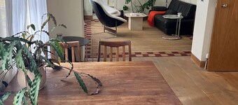 Midcentury apartment in the heart of London