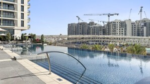 Unclassified image, 2 of 21, button - Amazing 2br With a Lagoon View in Creek Harbour (Dubai)