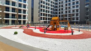 Unclassified image, 3 of 21, button - Chic Studio in new Residence With Pool Sauna gym (Dubai)