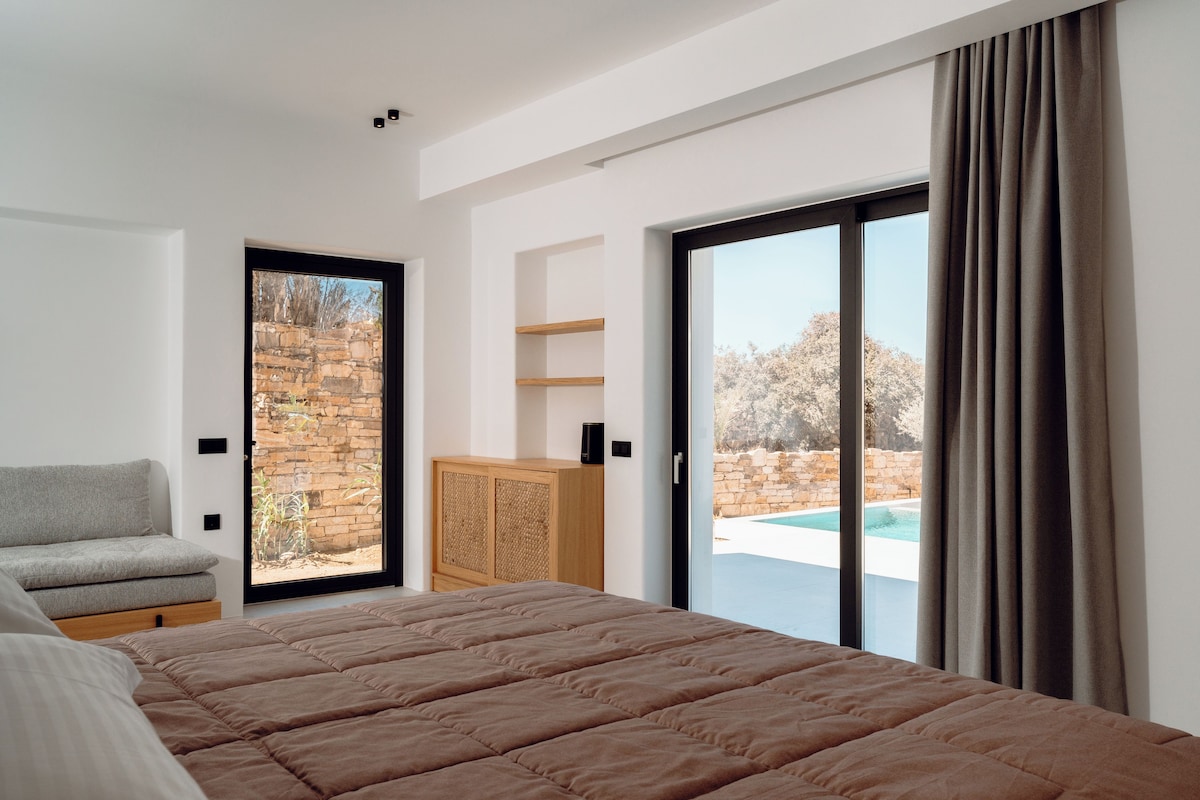 Suite with Private Pool