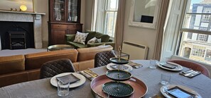 Appartement, salle de bains privée (2 Bedroom) | Bar lounge