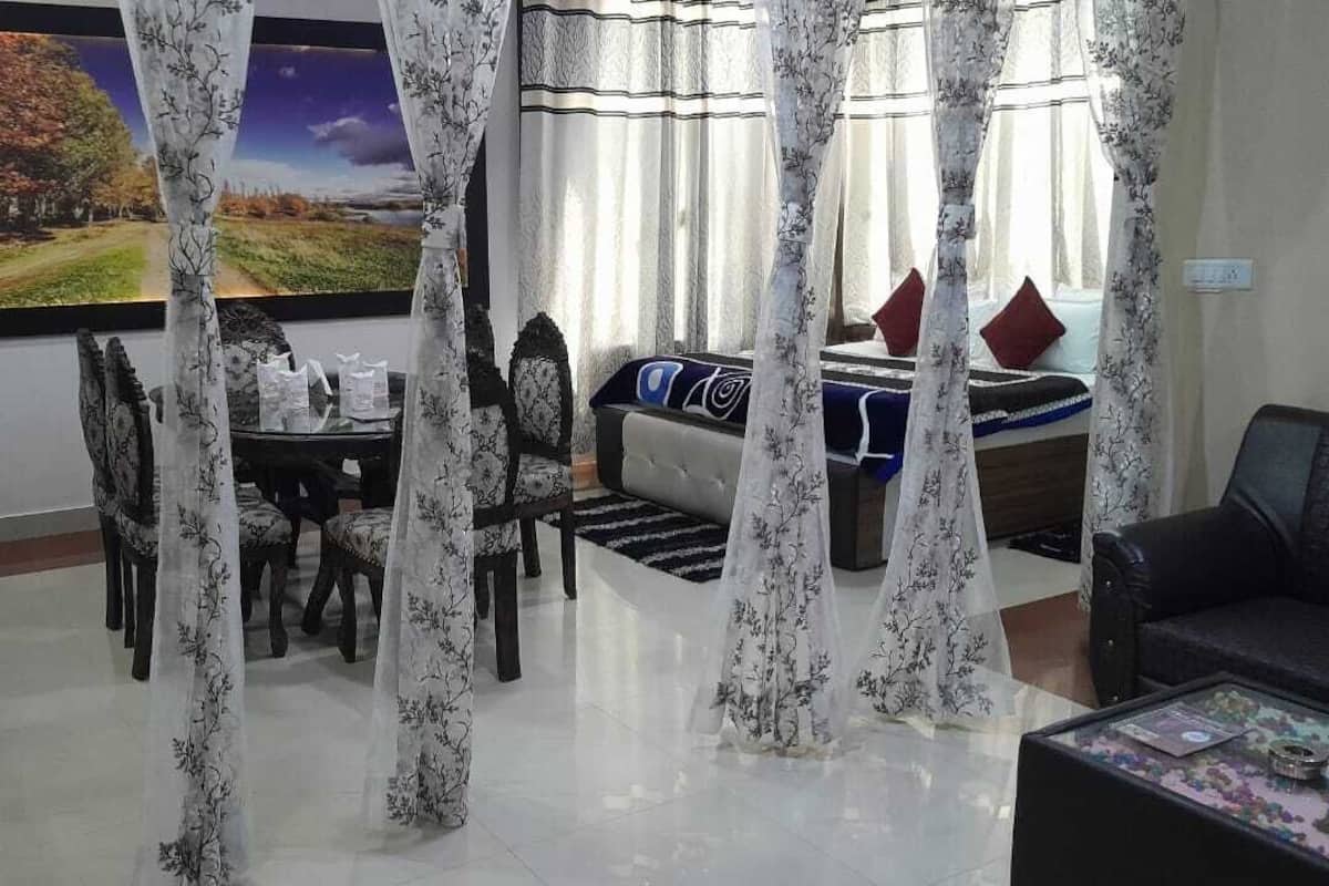 Deluxe Studio Suite