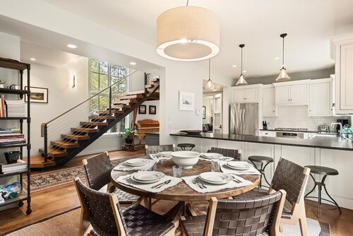 Family-Friendly East Aspen Retreat with Hot Tub, Views & Minutes to Downtown