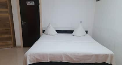 Mikado Guest House Adenta