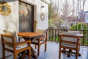 Chambre Double Deluxe, vue jardin | Terrasse/Patio