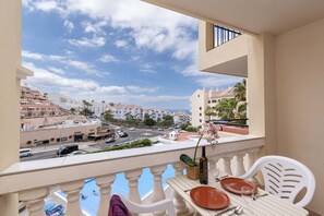 Outdoor dining - Castle Harbour 33 - One Bed (Los Cristianos)