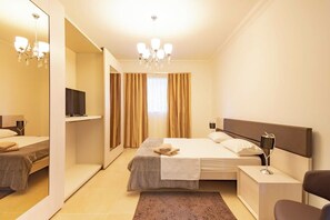 3 Schlafzimmer, Bügeleisen/Bügelbrett, kostenloses WLAN, Bettwäsche