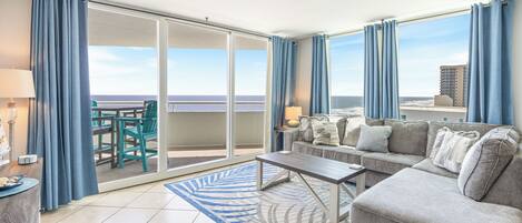 Televisor intel·ligent, reproductor de DVD i estèreo