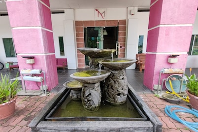 Maleeq Hotel Meru Ipoh