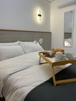 1 bedroom, iron/ironing board, travel cot, free WiFi