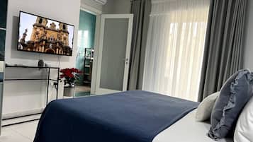 Silitysrauta/-lauta, vauvan matkasänky, ilmainen Wi-Fi, vuodevaatteet