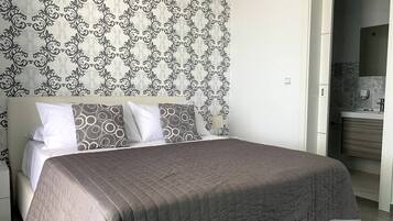 1 camera, ferro/asse da stiro, Wi-Fi gratuito, lenzuola