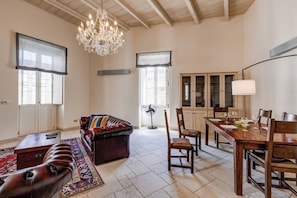 Interior - Spacious 3-bedroom apartment near Sliema, perfect for families and groups looking for a comfortable self-catering stay in Malta. Enjoy fast Wi-Fi, AC in every bedroom, a 55-inch Smart TV,and an excellent location close to shops, buses, and restaurant (Tas-Sliema)