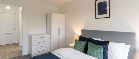 1 Schlafzimmer, Schreibtisch, Bügeleisen/Bügelbrett, kostenloses WLAN