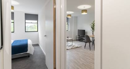 Host & Stay | 36 Waterside Place