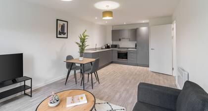 Host & Stay | 36 Waterside Place